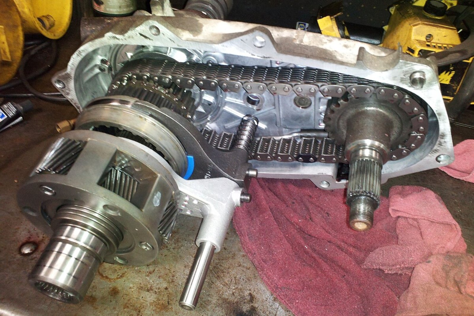 What is Transfer Case in Automobiles
