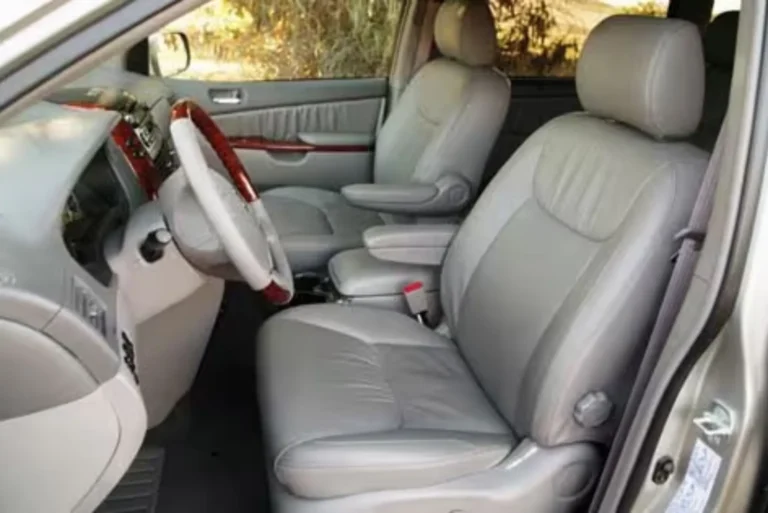 2004 toyota sienna xle nigeria interior