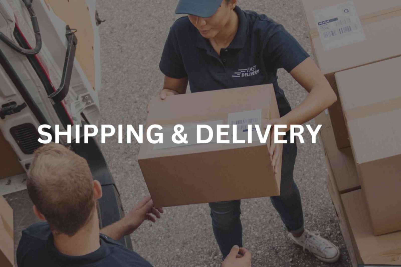 هل رسوم التوصيل العاجل تختلف حسب البلد